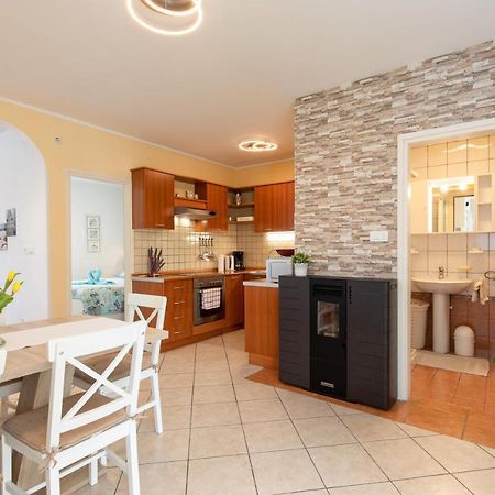 Apartment Blazi Нивице Екстериор снимка
