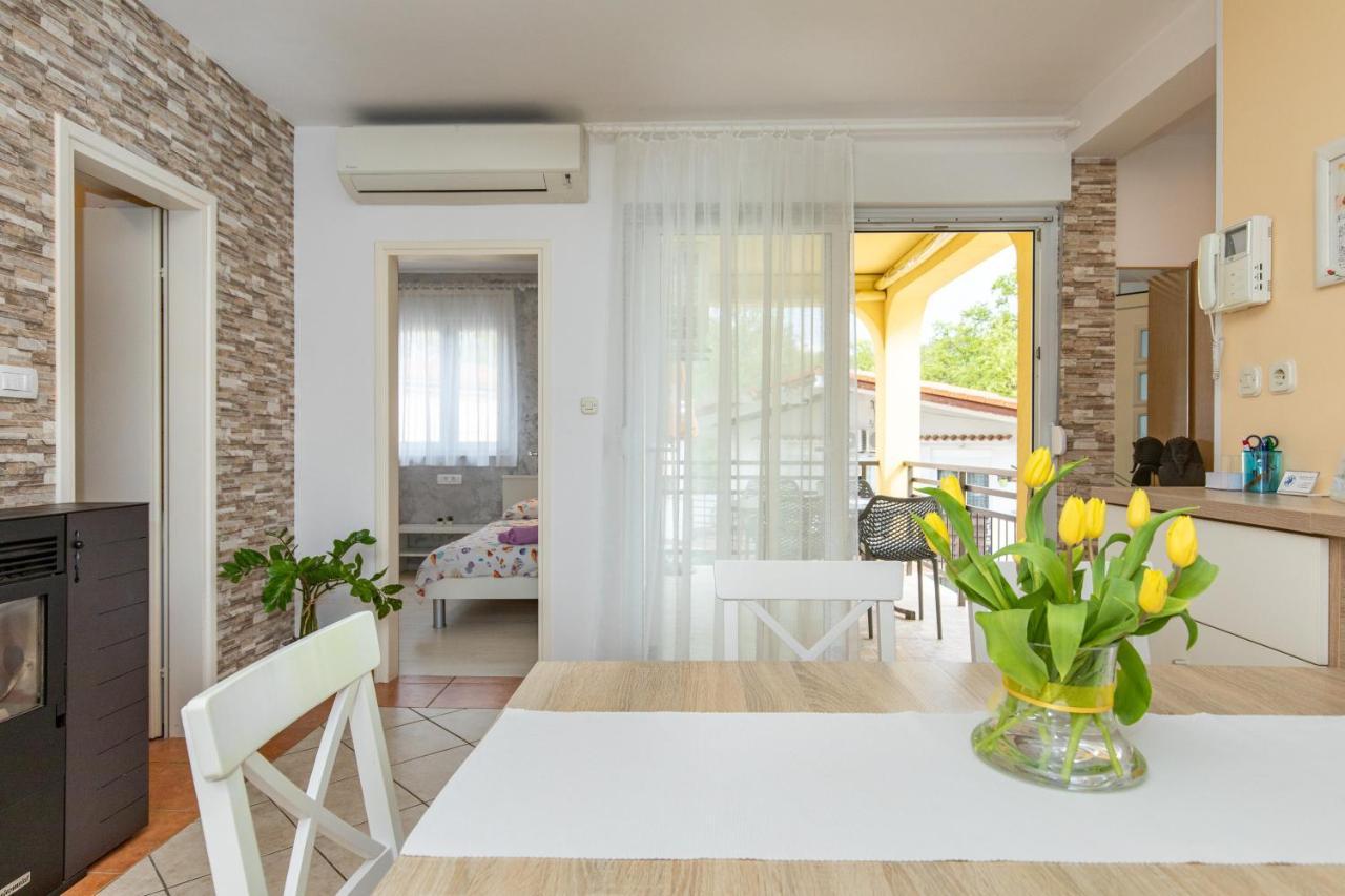 Apartment Blazi Нивице Екстериор снимка