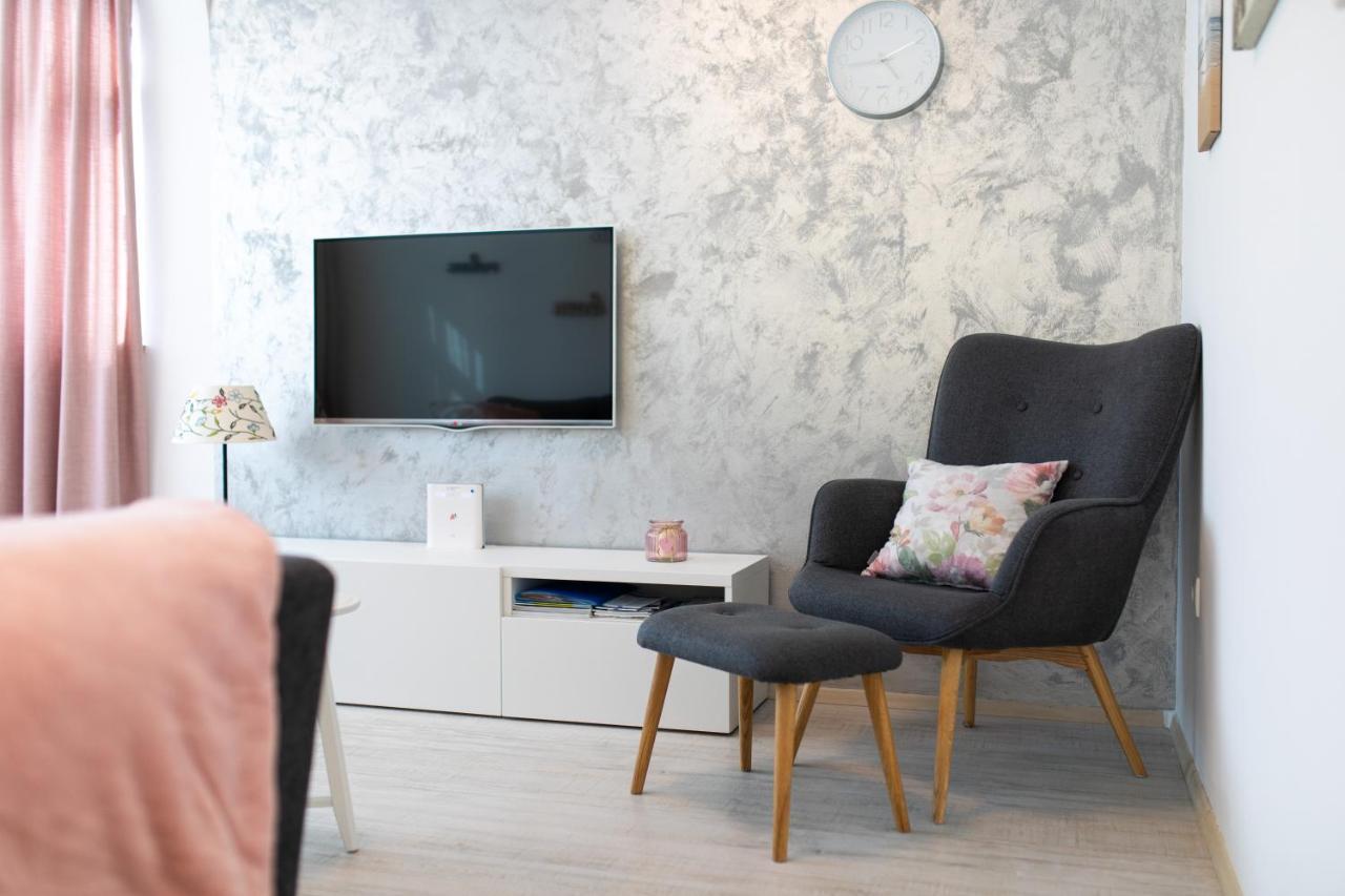 Apartment Blazi Нивице Екстериор снимка