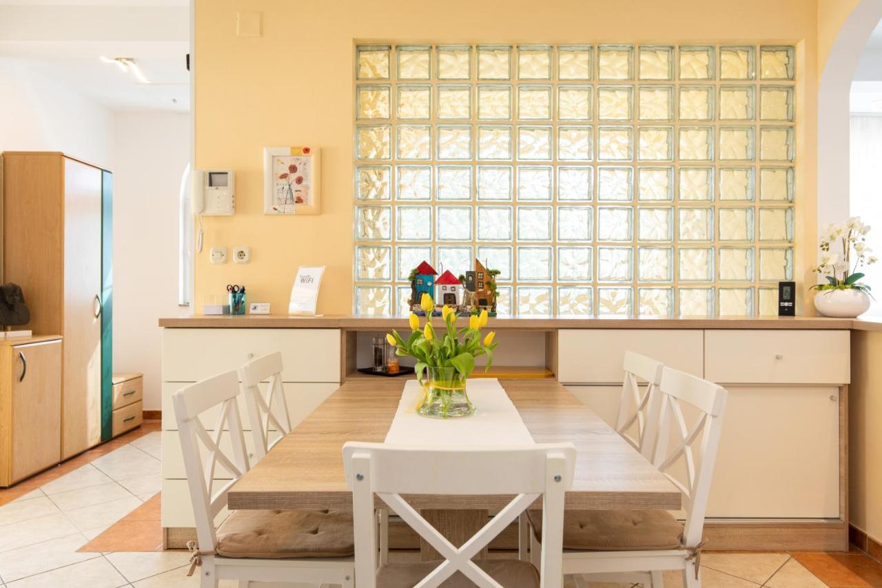 Apartment Blazi Нивице Екстериор снимка