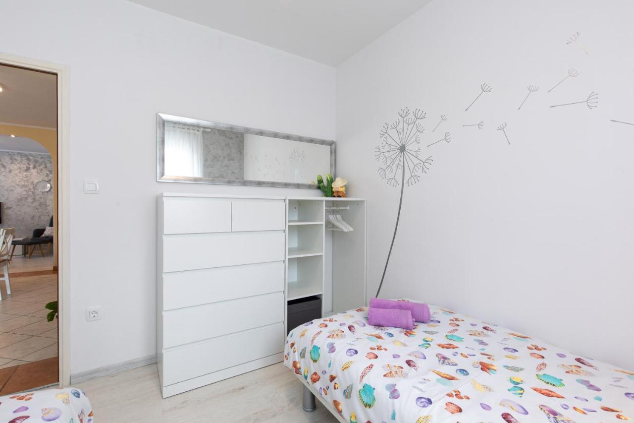 Apartment Blazi Нивице Екстериор снимка